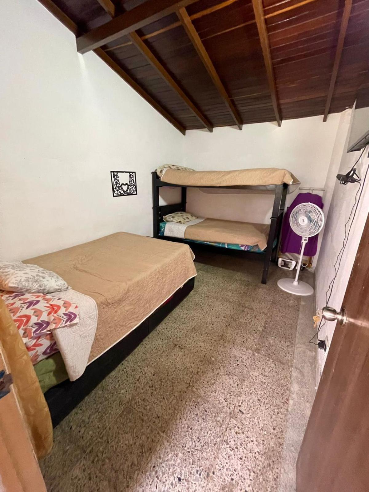 Hostel Urban City ميديلين المظهر الخارجي الصورة